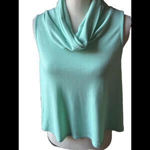 👚💚Acemi Size M Active Sleeveless Green Mint Top